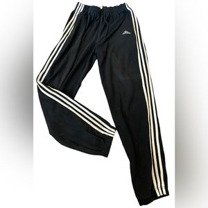 black adidas vintage sweatpants size L